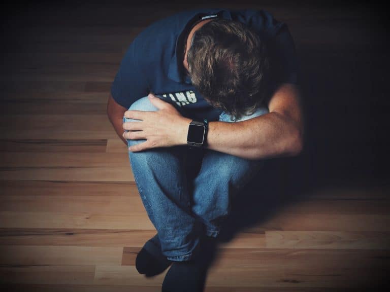Come uscire dall'Hikikomori: Un percorso per superare l'isolamento sociale e ricominciare a Vivere!